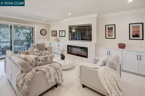 1184 Rockledge Ln #5, Walnut Creek, CA 94595