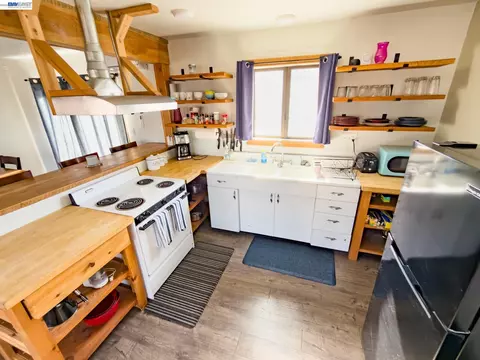 Kitchen - 609 E 7th St, Alturas, CA 96101 photo 1 of 2