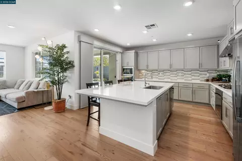 Kitchen - 6274 Carousel Ave, Tracy, CA 95377 photo 6 of 6