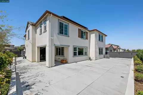 Exterior - 6274 Carousel Ave, Tracy, CA 95377 photo 7 of 7