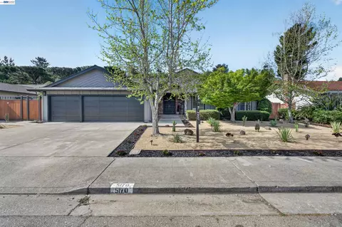 5170 Saddle Brook Dr, Oakland, CA 94619