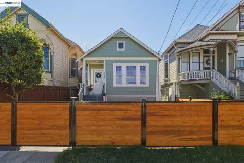 Exterior - 1726 Eagle Ave, Alameda, CA 94501 photo 5 of 6
