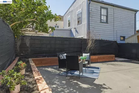 Exterior - 1726 Eagle Ave, Alameda, CA 94501 photo 3 of 6