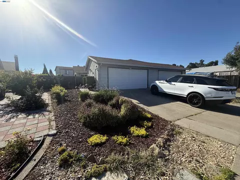 31265 Lily St, Union City, CA 94587