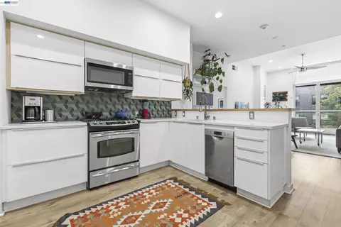 630 Thomas L Berkley Way #403, Oakland, CA 94612