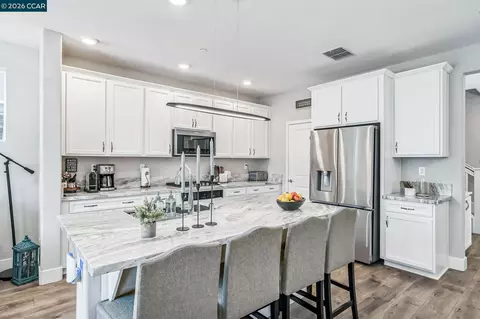 2940 Wheat Grass St, Sacramento, CA 95833