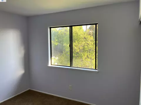 Bedroom - 181 Yachtsman Dr, Vallejo, CA 94591 photo 5 of 9