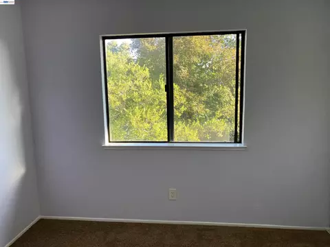 Bedroom - 181 Yachtsman Dr, Vallejo, CA 94591 photo 6 of 9