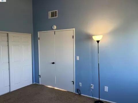 Bedroom - 181 Yachtsman Dr, Vallejo, CA 94591 photo 1 of 9