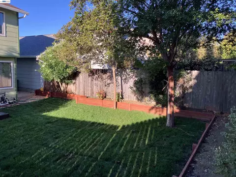 Exterior - 181 Yachtsman Dr, Vallejo, CA 94591 photo 5 of 15
