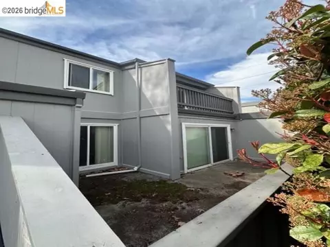 1175 Kenwal Rd #B, Concord, CA 94521