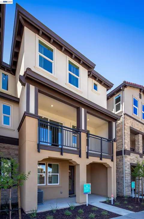 909 More Ln #1303, Morgan Hill, CA 95037
