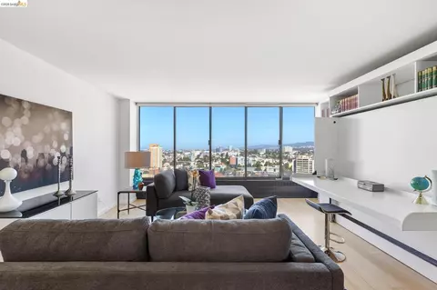 565 Bellevue Ave #2205, Oakland, CA 94610