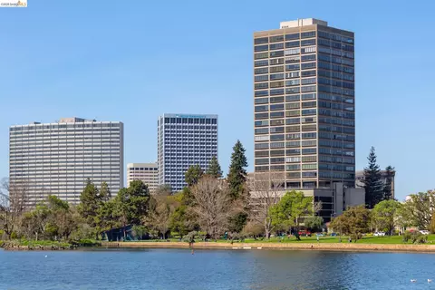 565 Bellevue Ave #2205, Oakland, CA 94610