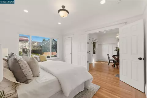 Bedroom - 3214 California St, Berkeley, CA 94703 photo 3 of 10