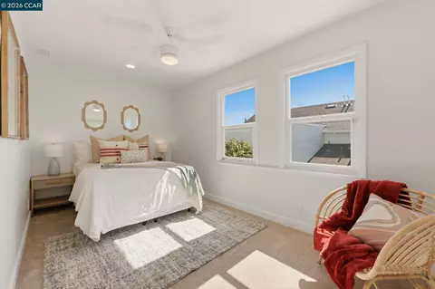 Bedroom - 3214 California St, Berkeley, CA 94703 photo 9 of 10