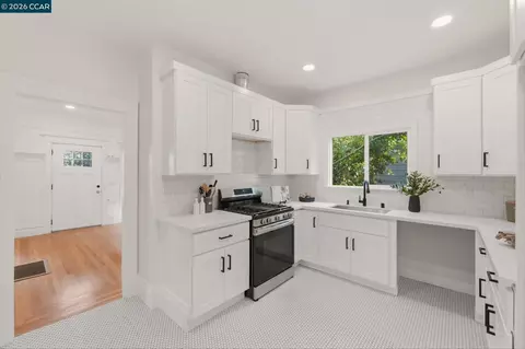 Kitchen - 3214 California St, Berkeley, CA 94703 photo 5 of 11