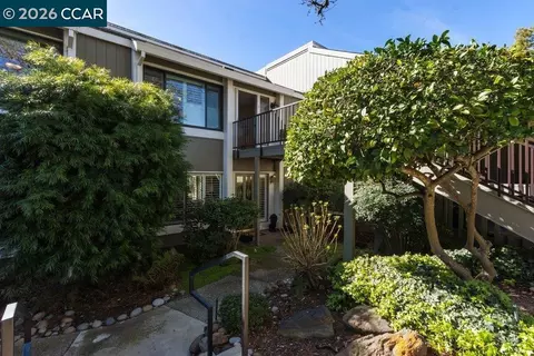 3136 Rossmoor Pkwy #6, Walnut Creek, CA 94595