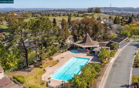 View/Area - 523 Thistle Cir, Martinez, CA 94553 photo 2 of 2