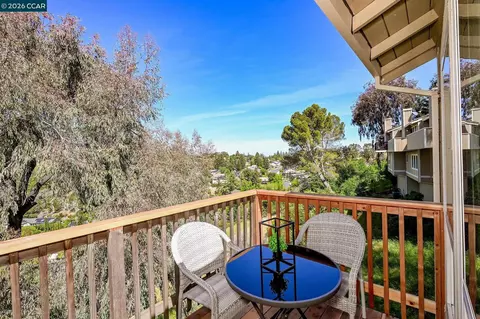 Exterior - 523 Thistle Cir, Martinez, CA 94553 photo 3 of 7
