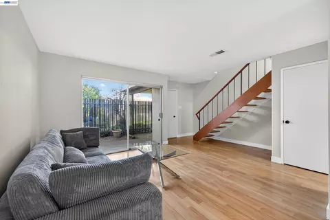 Living - 5497 Roundtree Dr #D, Concord, CA 94521 photo 1 of 6