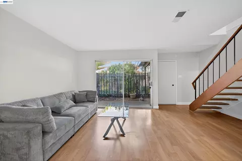 Living - 5497 Roundtree Dr #D, Concord, CA 94521 photo 3 of 6