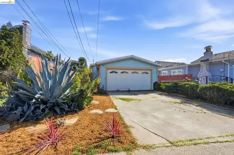 Exterior - 1530 Stuart St, Berkeley, CA 94703 photo 1 of 3