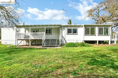 7550 Adams Ave, Valley Springs, CA 95252