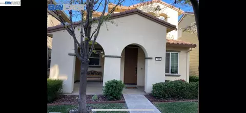 703 N Claret Ln, Mountain House, CA 95391