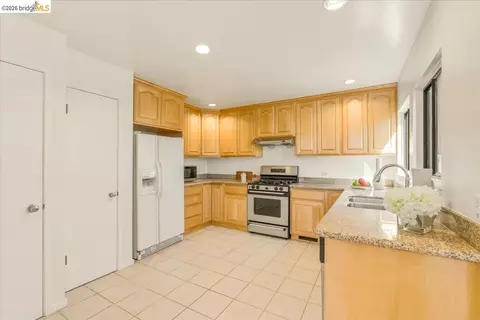 Kitchen - 1408 Henry St, Berkeley, CA 94709 photo 1 of 3