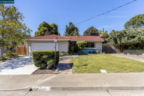 2555 Arroyo Ave, Pinole, CA 94564