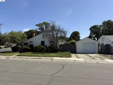 5500 Fruitridge Rd, Sacramento, CA 95820