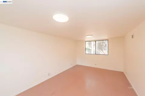 Bedroom - 121 Mountain Aire Ln, Trinity Center, CA 96091 photo 5 of 5