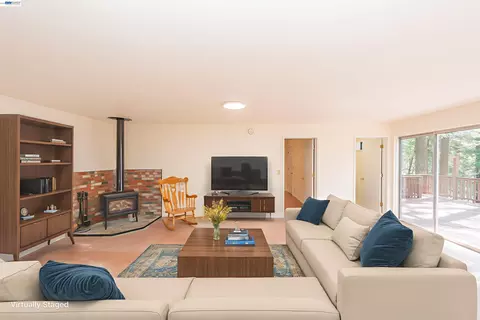Living - 121 Mountain Aire Ln, Trinity Center, CA 96091 photo 1 of 9