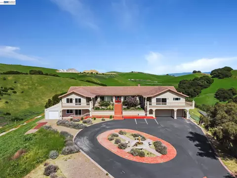 41794 Vargas Rd, Fremont, CA 94539