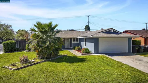 6860 Cunningham Way, Sacramento, CA 95828