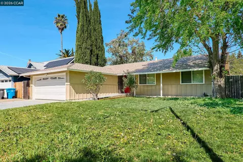 172 Arrowhead Dr, Vacaville, CA 95687 photo 1