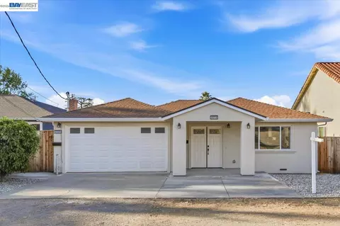 4519 Edwards Ln, Castro Valley, CA 94546