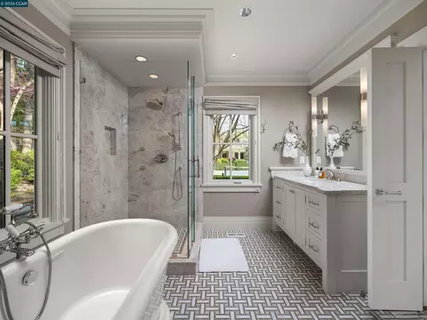 Bath - Undisclosed, Diablo, CA 94528 photo 3 of 3