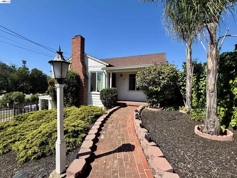 4101 Mountain View Ave, Oakland, CA 94605