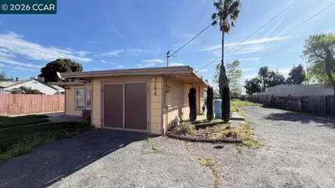 5284 Elm Ln, Oakley, CA 94561