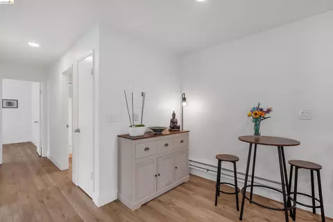 Entry Way - 403 Lighthouse Dr, Vallejo, CA 94590 photo 1 of 1