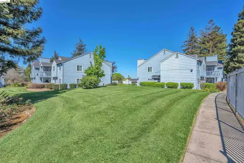 Exterior - 403 Lighthouse Dr, Vallejo, CA 94590 photo 5 of 11