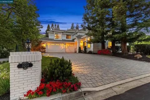 3208 Blackhawk Meadow Dr, Danville, CA 94506