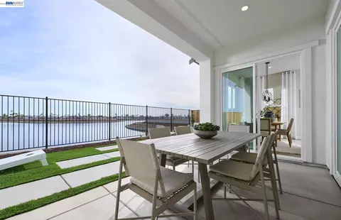 586 Lee Loop, Discovery Bay, CA 94505 photo 4