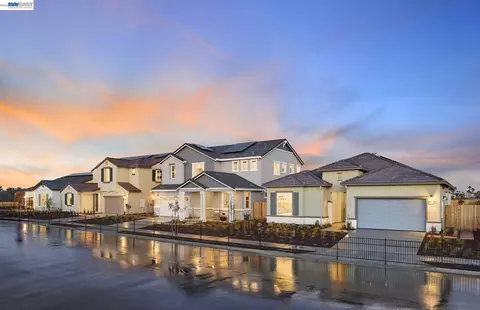 586 Lee Loop, Discovery Bay, CA 94505