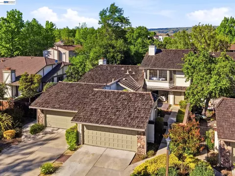 34380 Gadwall Cmn, Fremont, CA 94555