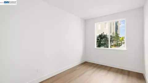 Bedroom - 1925 Grand St, Alameda, CA 94501 photo 1 of 7