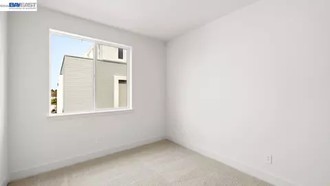 Bedroom - 1925 Grand St, Alameda, CA 94501 photo 6 of 7