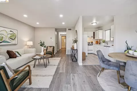 Other - 2614 Warring St #6, Berkeley, CA 94704 photo 2 of 8